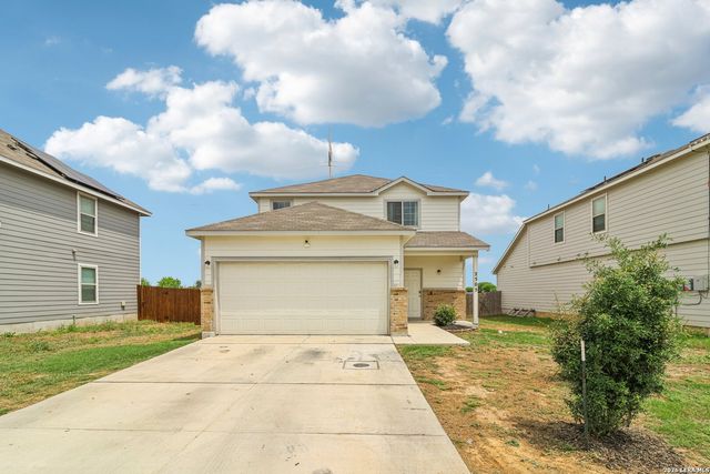 2505 DINO DR, Seguin, TX 78155