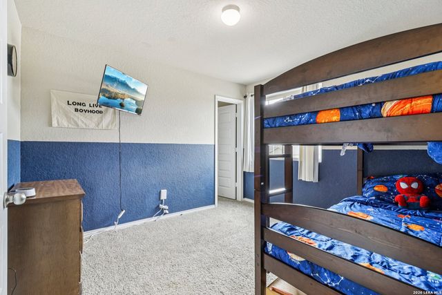 2505 DINO DR, Seguin, TX 78155