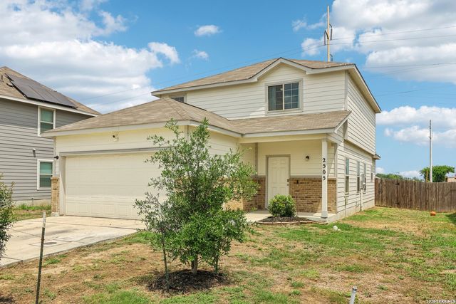 2505 DINO DR, Seguin, TX 78155