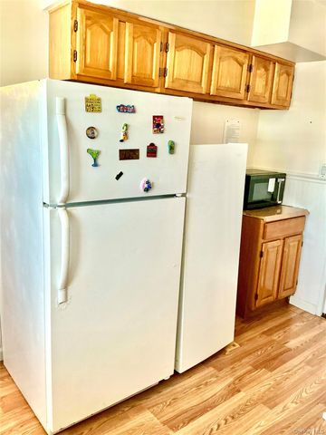 211-05 48 Avenue, Bayside, NY 11364