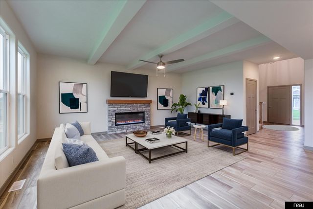 12615 Carpenter Street, Papillion, NE 68138