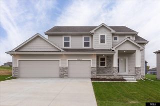 12615 Carpenter Street, Papillion, NE 68138