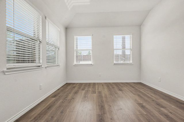3801 Forest Bend Road, Denton, TX 76208