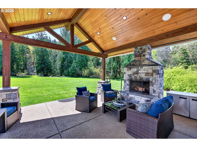 17150 Se TEN EYCK Rd, Sandy, OR 97055