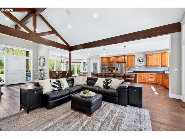 17150 Se TEN EYCK Rd, Sandy, OR 97055