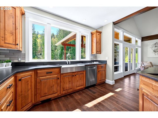 17150 Se TEN EYCK Rd, Sandy, OR 97055