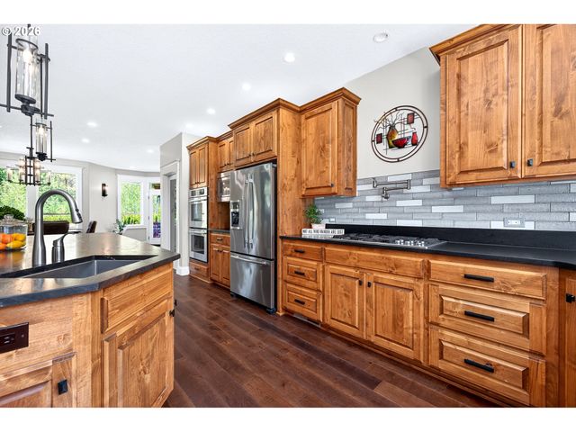 17150 Se TEN EYCK Rd, Sandy, OR 97055