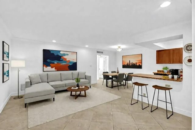 4001 NE 21st Avenue 202, Fort Lauderdale, FL 33308