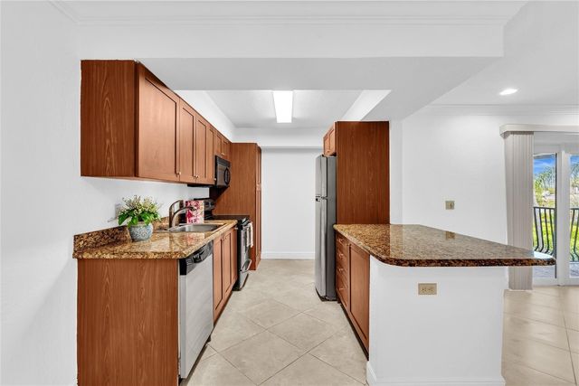 4001 NE 21st Avenue 202, Fort Lauderdale, FL 33308