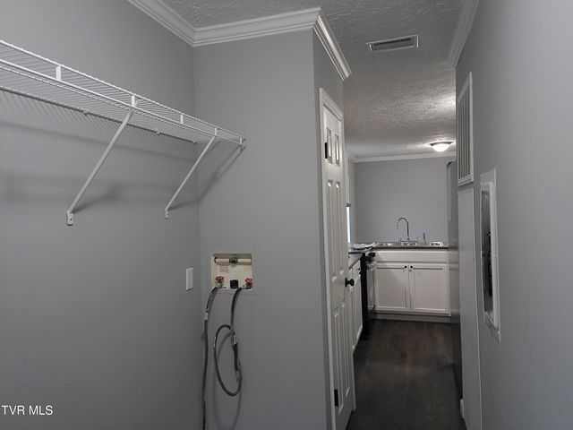 119 Shepherds View Circle, Bulls Gap, TN 37711