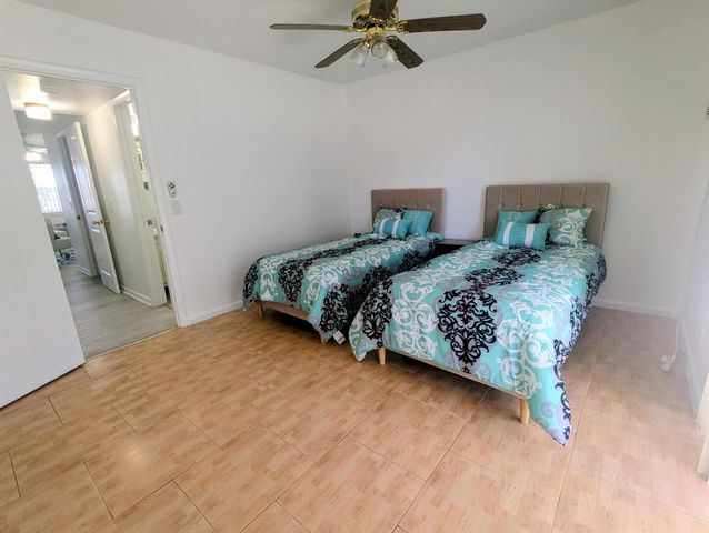 283 Sheffield L, West Palm Beach, FL 33417