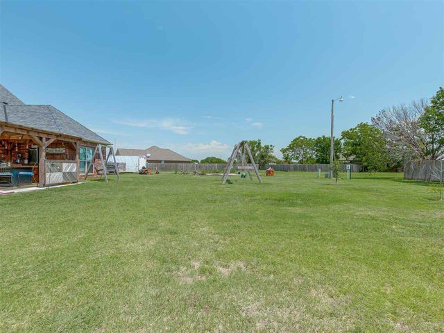 602 Tramel Cir, Walters, OK 73572