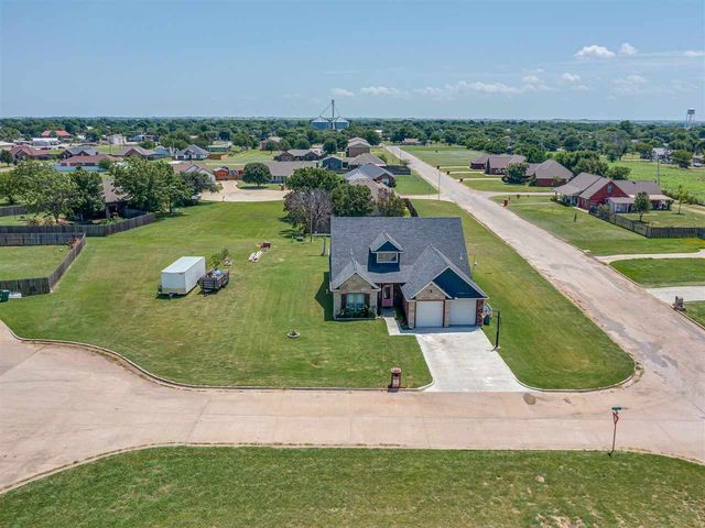 602 Tramel Cir, Walters, OK 73572