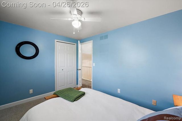 32080 Sherwood, Fraser, MI 48026