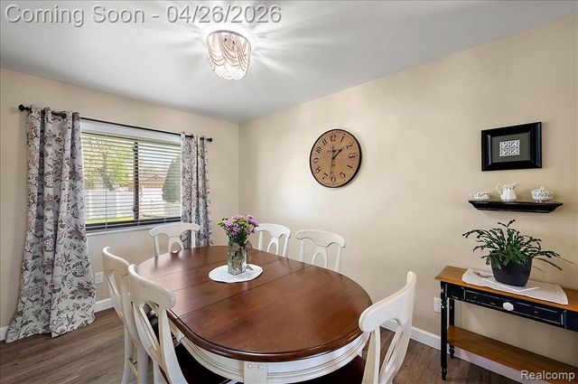 32080 Sherwood, Fraser, MI 48026