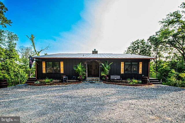 133 PINEVIEW DR, Front Royal, VA 22630