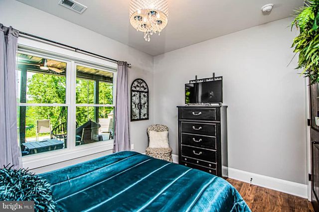 133 PINEVIEW DR, Front Royal, VA 22630