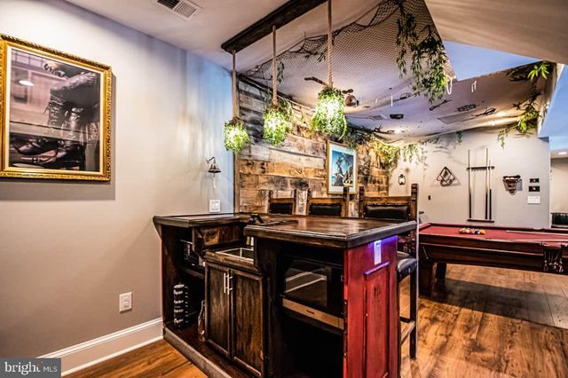 133 PINEVIEW DR, Front Royal, VA 22630