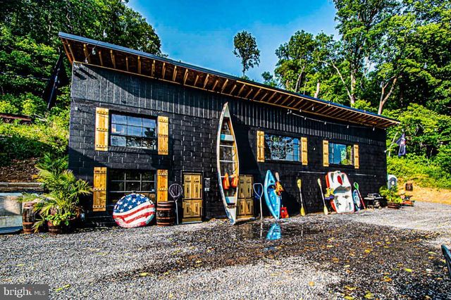 133 PINEVIEW DR, Front Royal, VA 22630