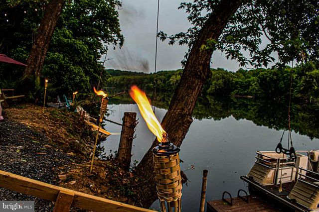 133 PINEVIEW DR, Front Royal, VA 22630