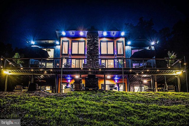 133 PINEVIEW DR, Front Royal, VA 22630