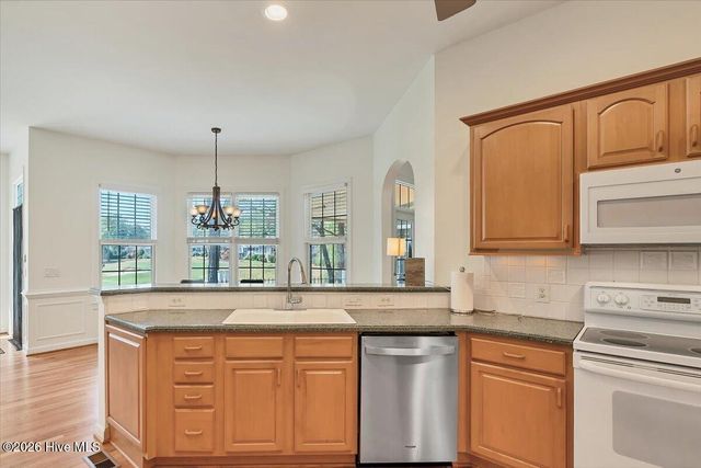 128 Belmont Court, Southern Pines, NC 28387