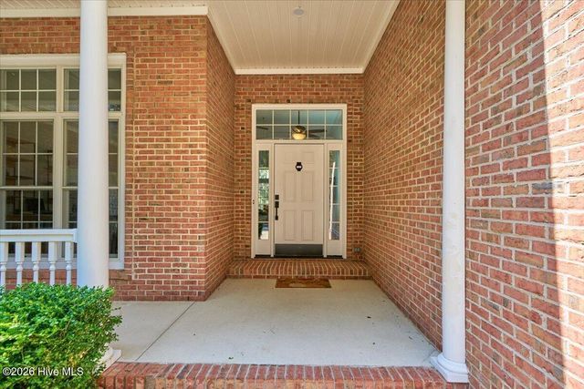 128 Belmont Court, Southern Pines, NC 28387