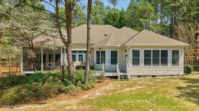 128 Belmont Court, Southern Pines, NC 28387