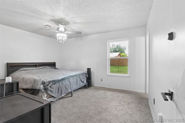 21410 E 31st Place S, Broken Arrow, OK 74014