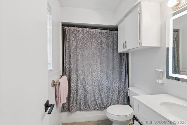 21410 E 31st Place S, Broken Arrow, OK 74014
