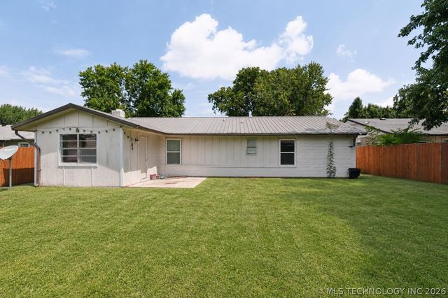 21410 E 31st Place S, Broken Arrow, OK 74014