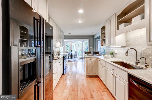 11421 BARROW DOWNS, Columbia, MD 21044