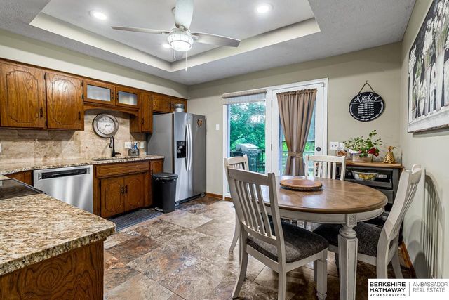 12143 Franklin Circle, Omaha, NE 68154