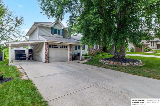 12143 Franklin Circle, Omaha, NE 68154