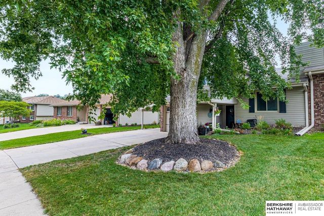 12143 Franklin Circle, Omaha, NE 68154