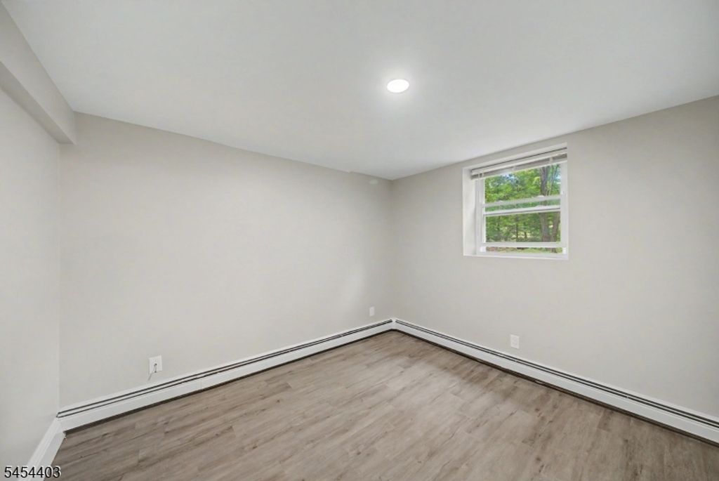 16 Foulton Ter, Vernon Twp., NJ 07461 — photo 5