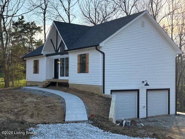 3008 New Moody Ln, La Grange, KY 40031