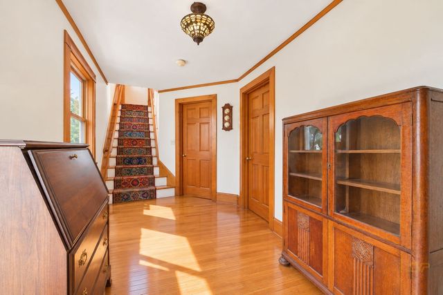 9 Reservation Rd, Fairhaven, MA 02719