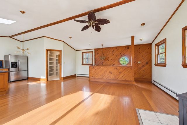 9 Reservation Rd, Fairhaven, MA 02719