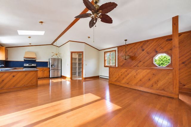 9 Reservation Rd, Fairhaven, MA 02719