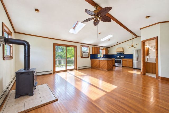 9 Reservation Rd, Fairhaven, MA 02719