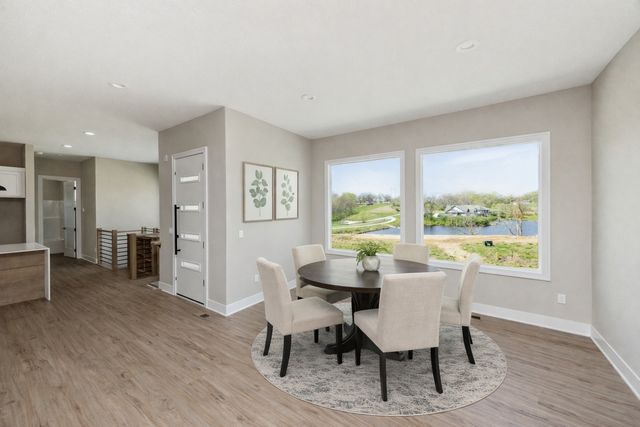 1247 Arbor Woods Drive, Pleasant Hill, IA 50327