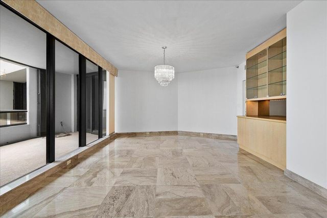 100 Lakeshore Drive 1955, North Palm Beach, FL 33408