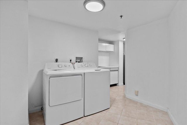 100 Lakeshore Drive 1955, North Palm Beach, FL 33408
