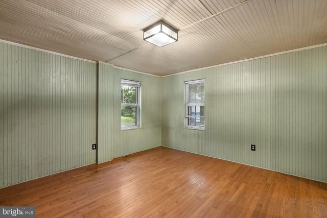 810 KNOXVILLE RD, Knoxville, MD 21758