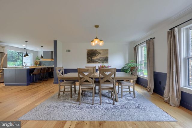 2445 WATER VALLEY RD, Lancaster, PA 17603