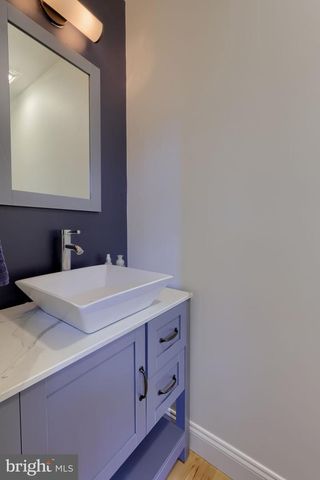 2445 WATER VALLEY RD, Lancaster, PA 17603