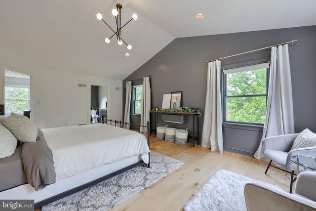 2445 WATER VALLEY RD, Lancaster, PA 17603
