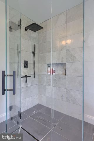 2445 WATER VALLEY RD, Lancaster, PA 17603