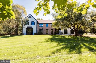 2445 WATER VALLEY RD, Lancaster, PA 17603